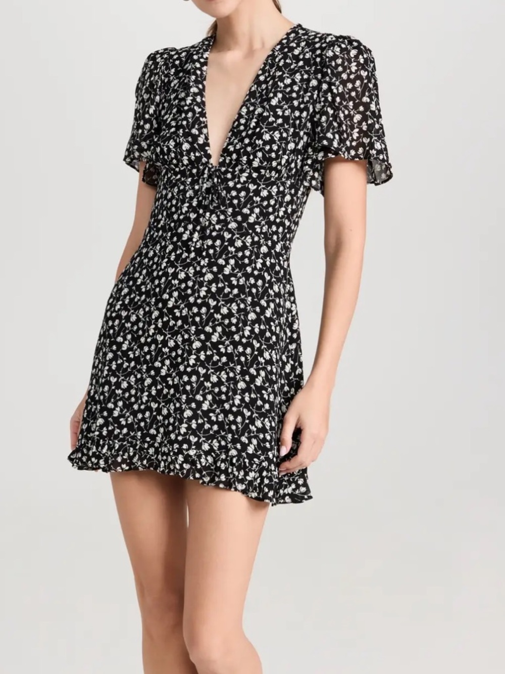 Reformation Mya Ruffle Mini Dress Black White Floral Cap Sleeve Women’s Size 4
